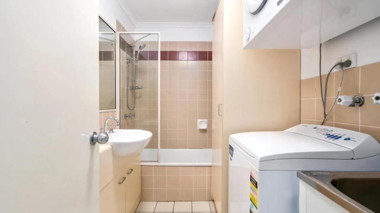 Top Floor Beachfront Apartment Woorim Holiday home