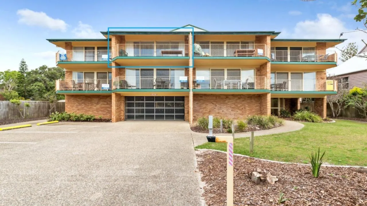 Top Floor Beachfront Apartment Woorim Holiday home
